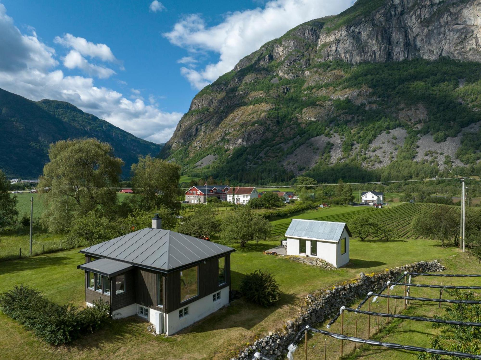 Jordeplegarden Holiday Home - Part Of A Farm - Two Buildings - Close To Flam Lærdalsøyri 外观 照片